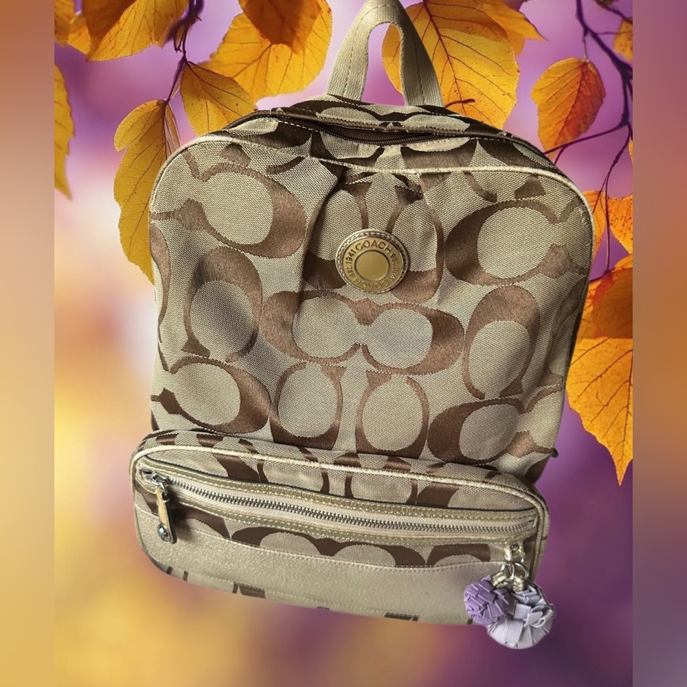 COACH Signature C Poppy Backpack in Tan/Brown/Gold Metallic - Gorgeous!